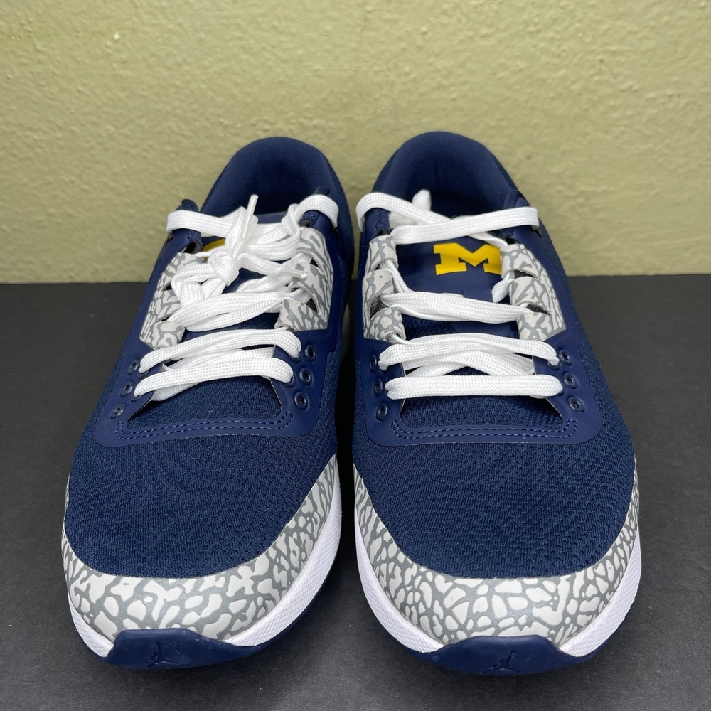 Jordan Zoom Tenacity 88 Size 9 Navy Michigan Wolverines Cement Shoes IF2972-447 - Picture 2 of 9